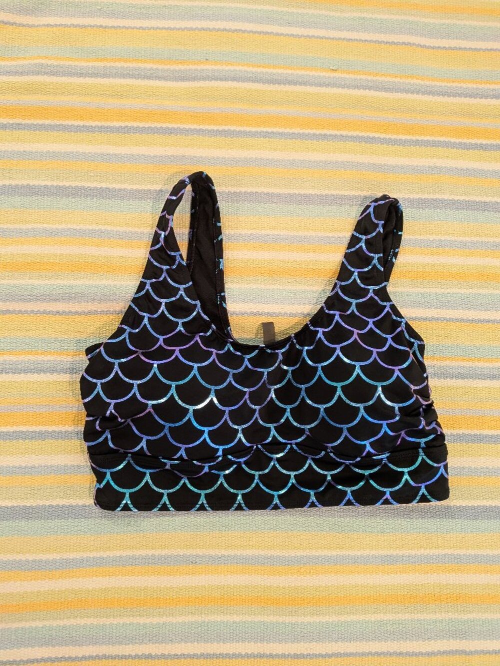 Torrid 1X Size 1 Metallic Foil Mermaid Scales Wireless Padded Crop Swim Top Blue